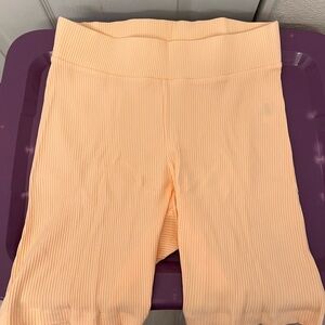 Old Navy Peach Ribbed Shorts